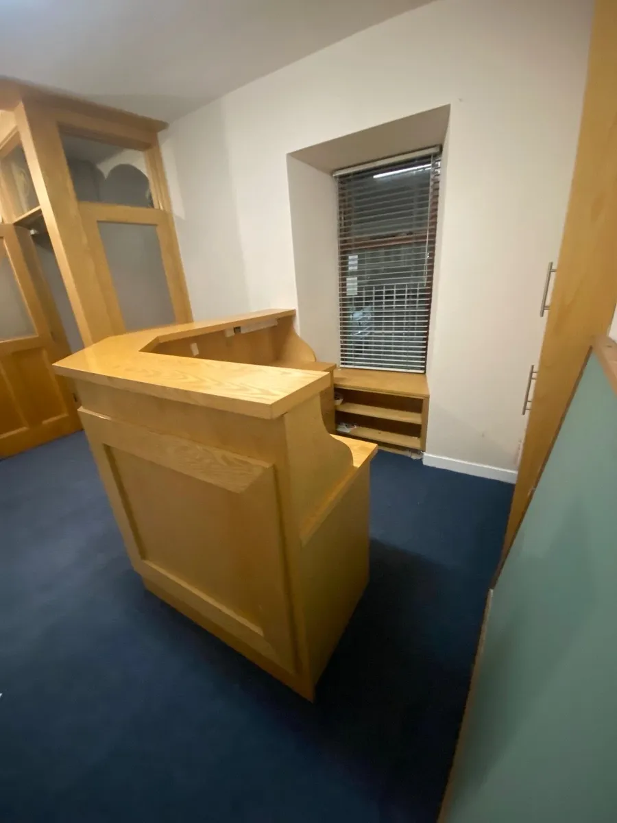 Office Reception Desk - Image 4