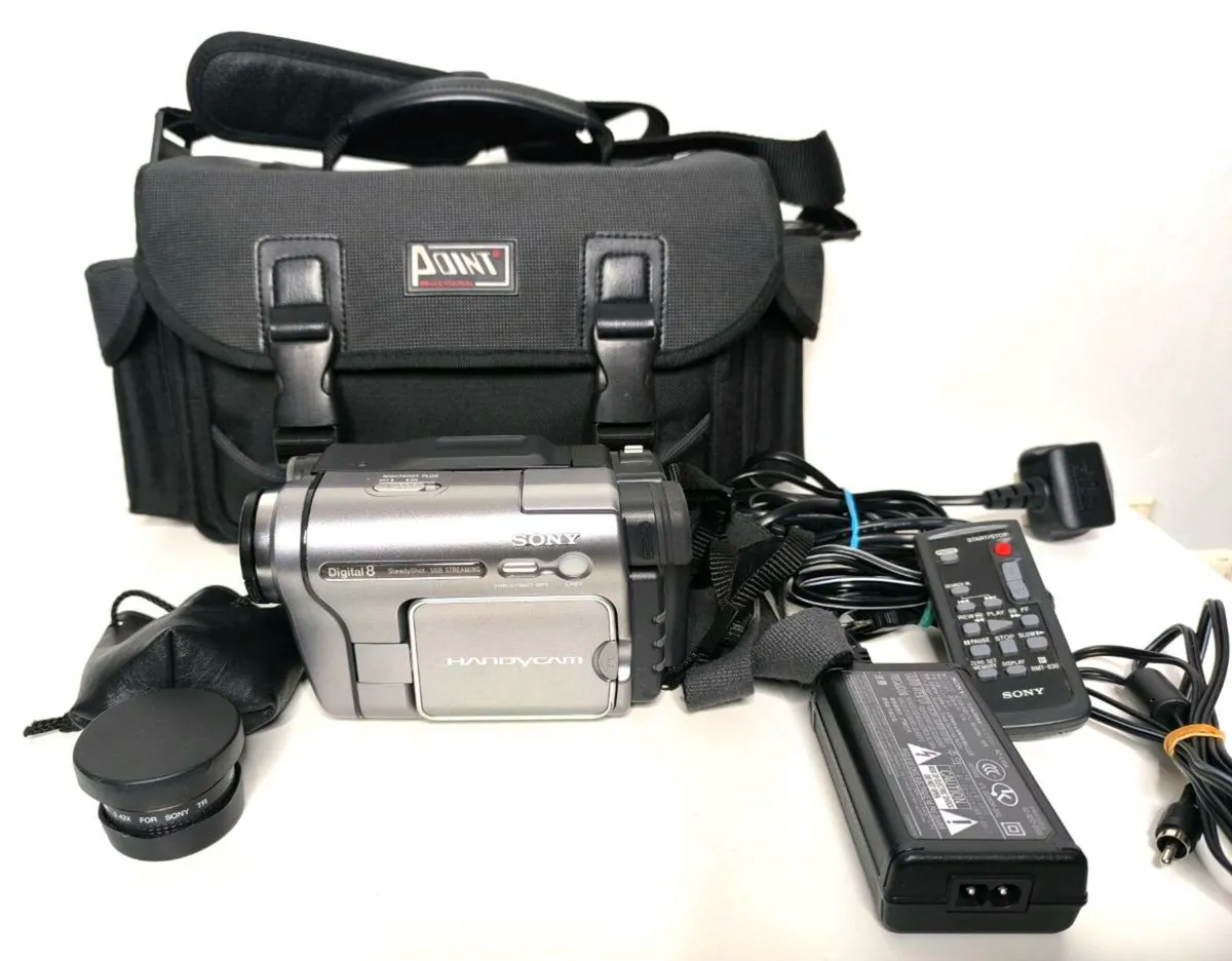 Mint Sony Handycam Camcorder - Image 2