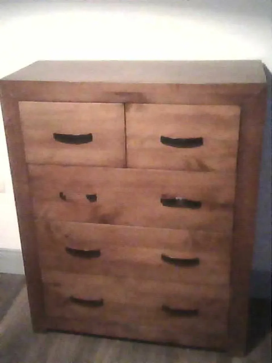 Chest of Drawers