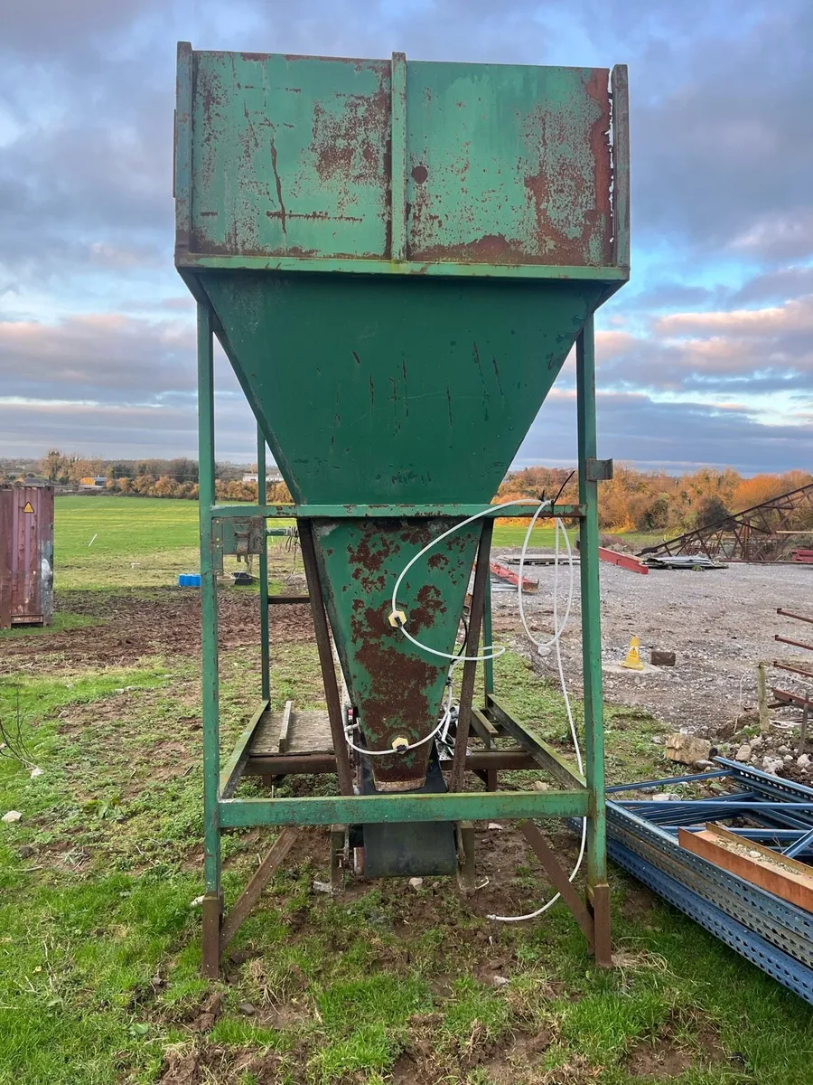 Loading hopper conveyor - Image 3