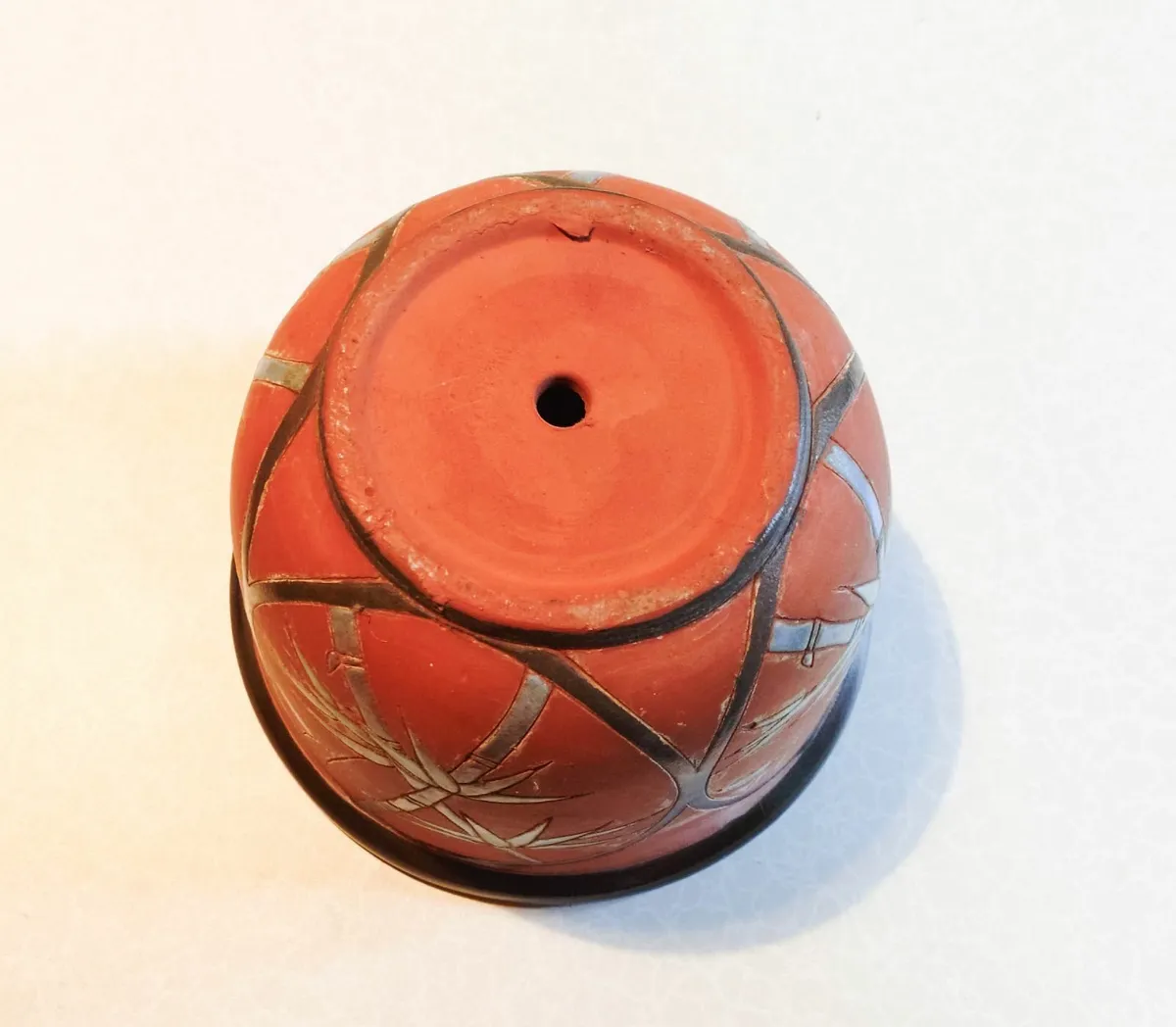 Lovely Clay Plant Pot. - Image 3