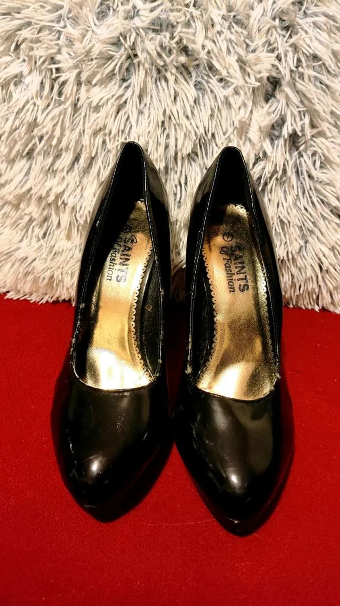 SAINT'S Fashion Black Patent Heels – Size UK 7 / E - Image 2