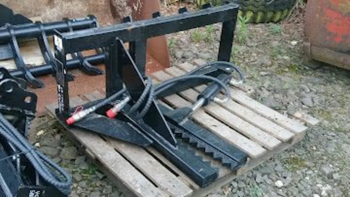 TREE & POST PULLER FOR SKIDSTEER LOADER - Image 4