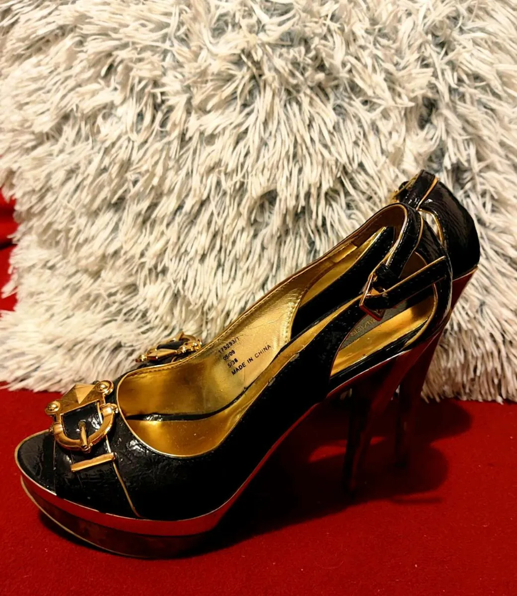 River Island Black & Gold Platform Heels – Size EU - Image 3