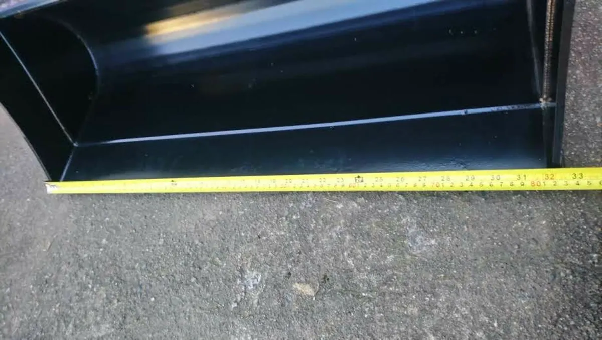 MIVA JPC LANDSCAPING TILTING MINI DIGGER BUCKET - Image 4