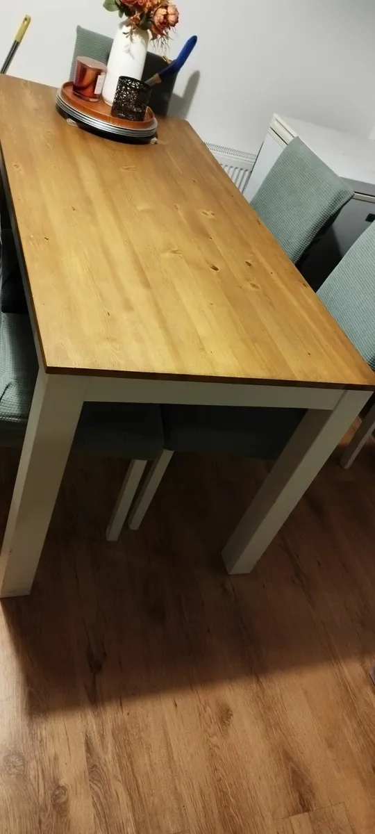 Dining table and chairs - Image 2