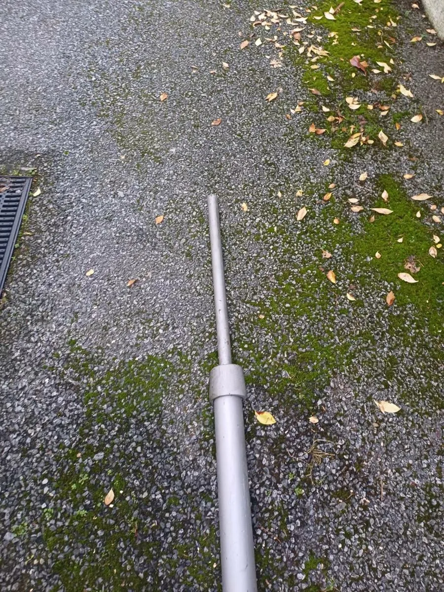 Lighting poles and flood lights - Image 4