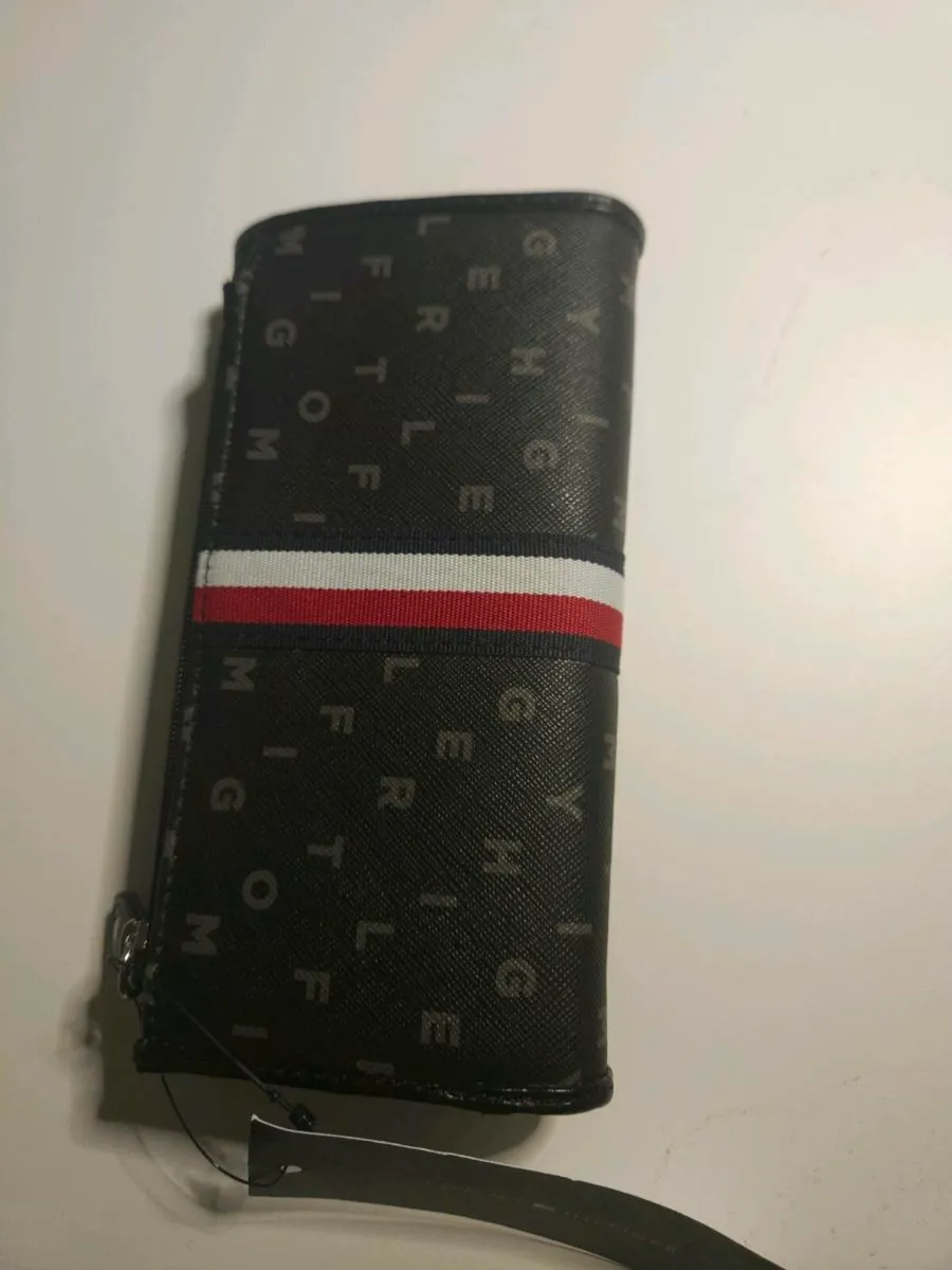 Tommy Hilfiger Monogram Stripe Flap Wallet - Image 3