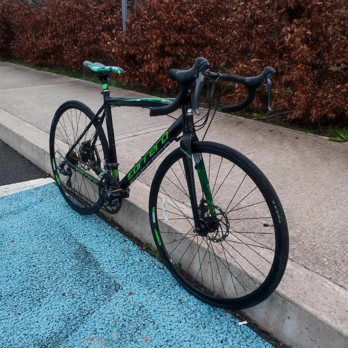 Carrera Vanquish Racer Bike - Image 2