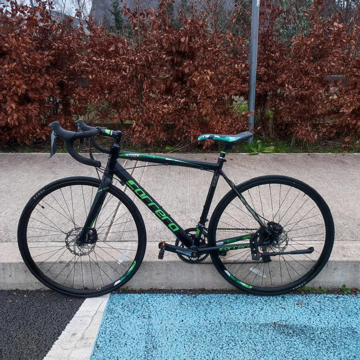 Carrera Vanquish Racer Bike - Image 3