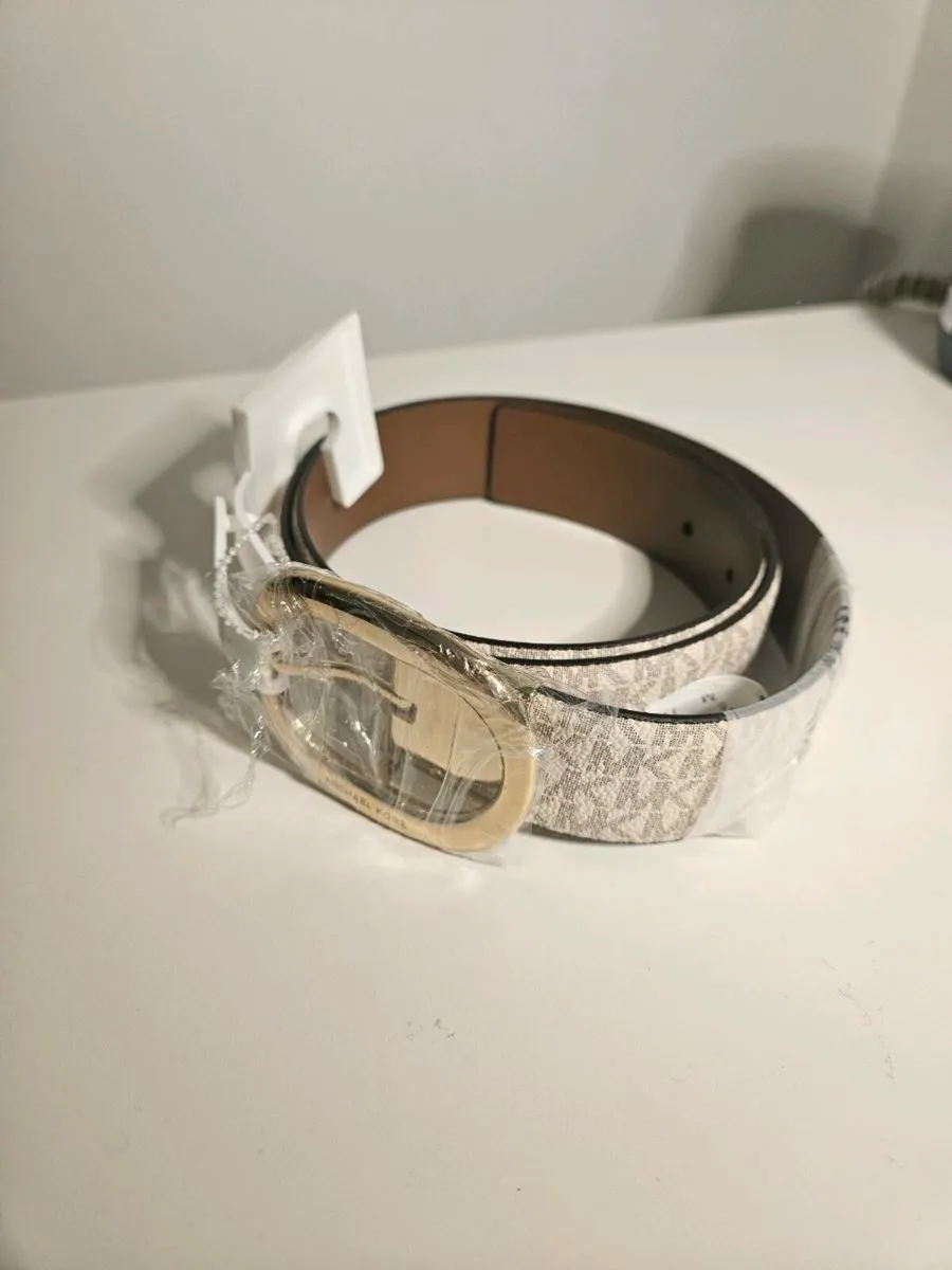 Michael Kors reversible belt - Image 1