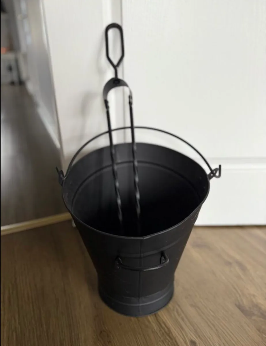 Coal bucket, great condition - Image 3
