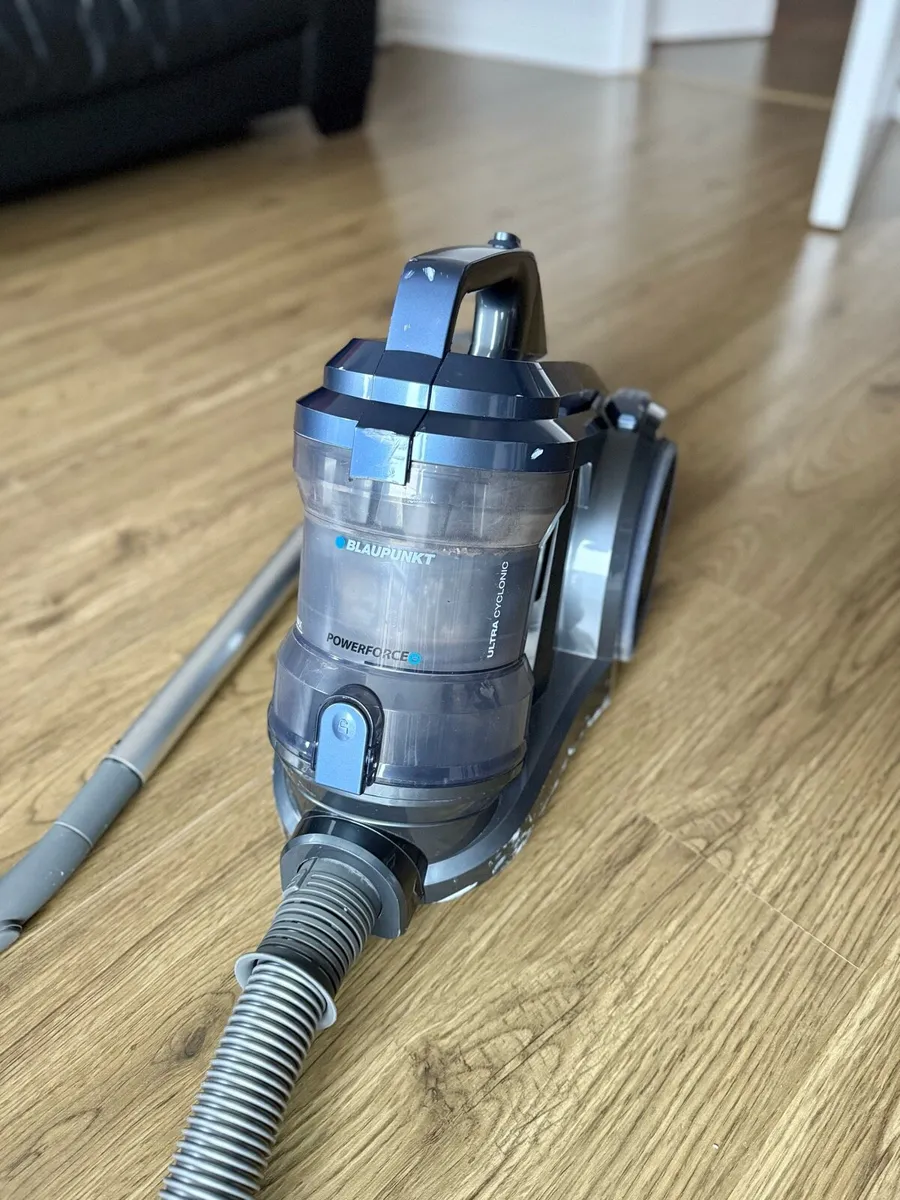 Blaupunkt PowerForce vacuum cleaner - Image 1