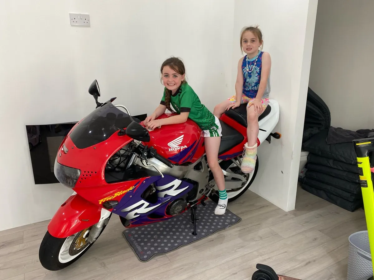 motorbikes - Image 4