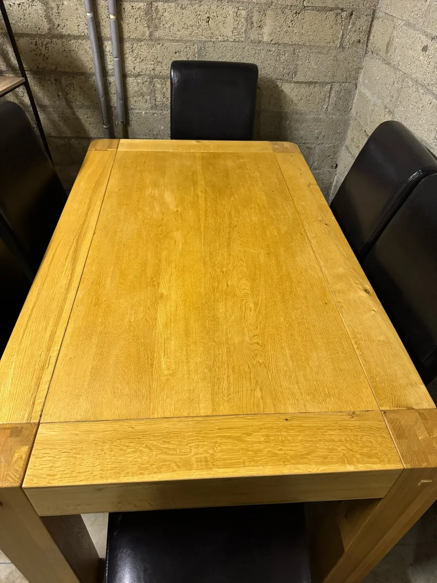 Solid Oak Table & 6 Chairs - Image 3