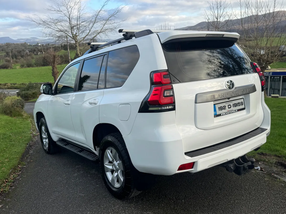 Toyota Land Cruiser 2019 + vat - Image 1