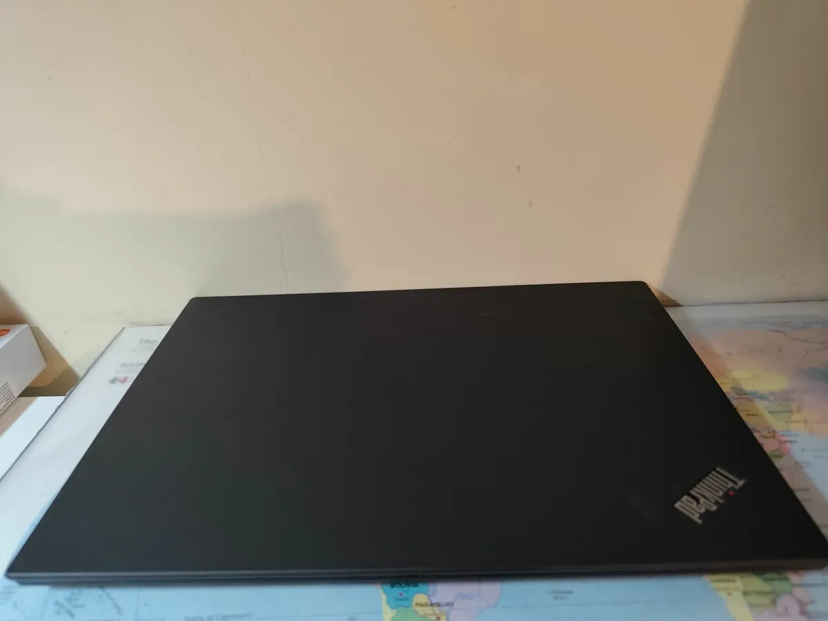 Lenovo ThinkPad T490 Intel i7 8th Gen | 16GB RAM | - Image 3