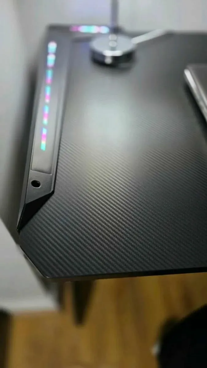 GAMING DESK & ERGONOMIC OFFICE CHAIR SET - Image 4