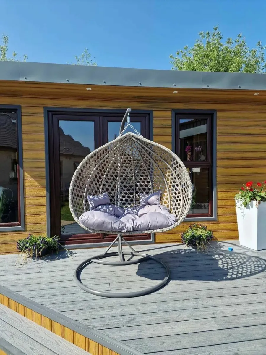 Rattan swing chair egg chair brand new - Image 2