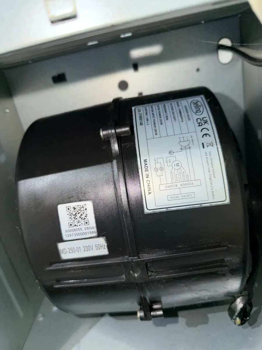 Belling 60cm Curved Glass Chimney Hood | CHIM604GS - Image 3