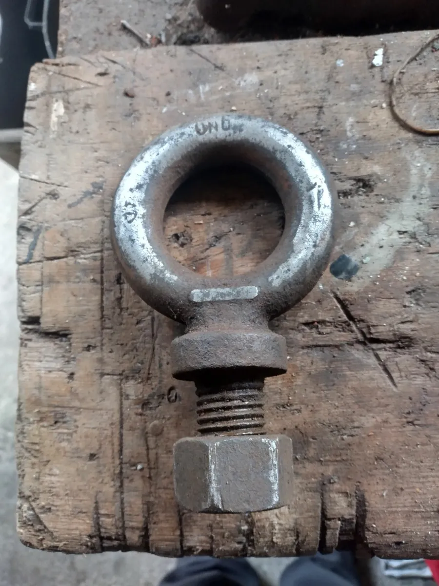 Vintage heavy duty lifting eye bolt - Image 1