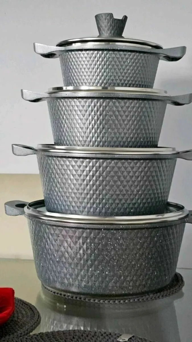 Cookware pots marble - Image 1