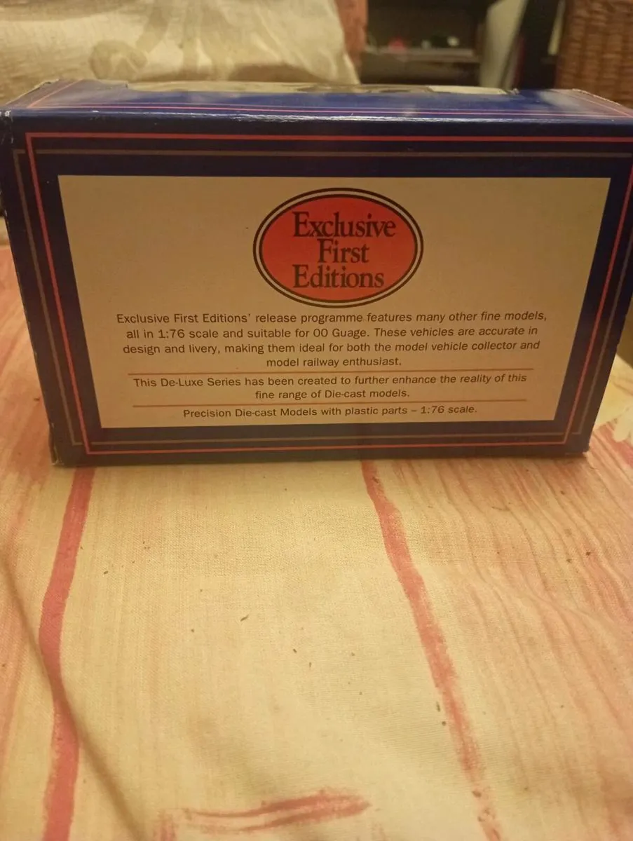 EXCLUSIVE FIRST EDITION DE LUXE SERIES  DIE-CAST. - Image 2