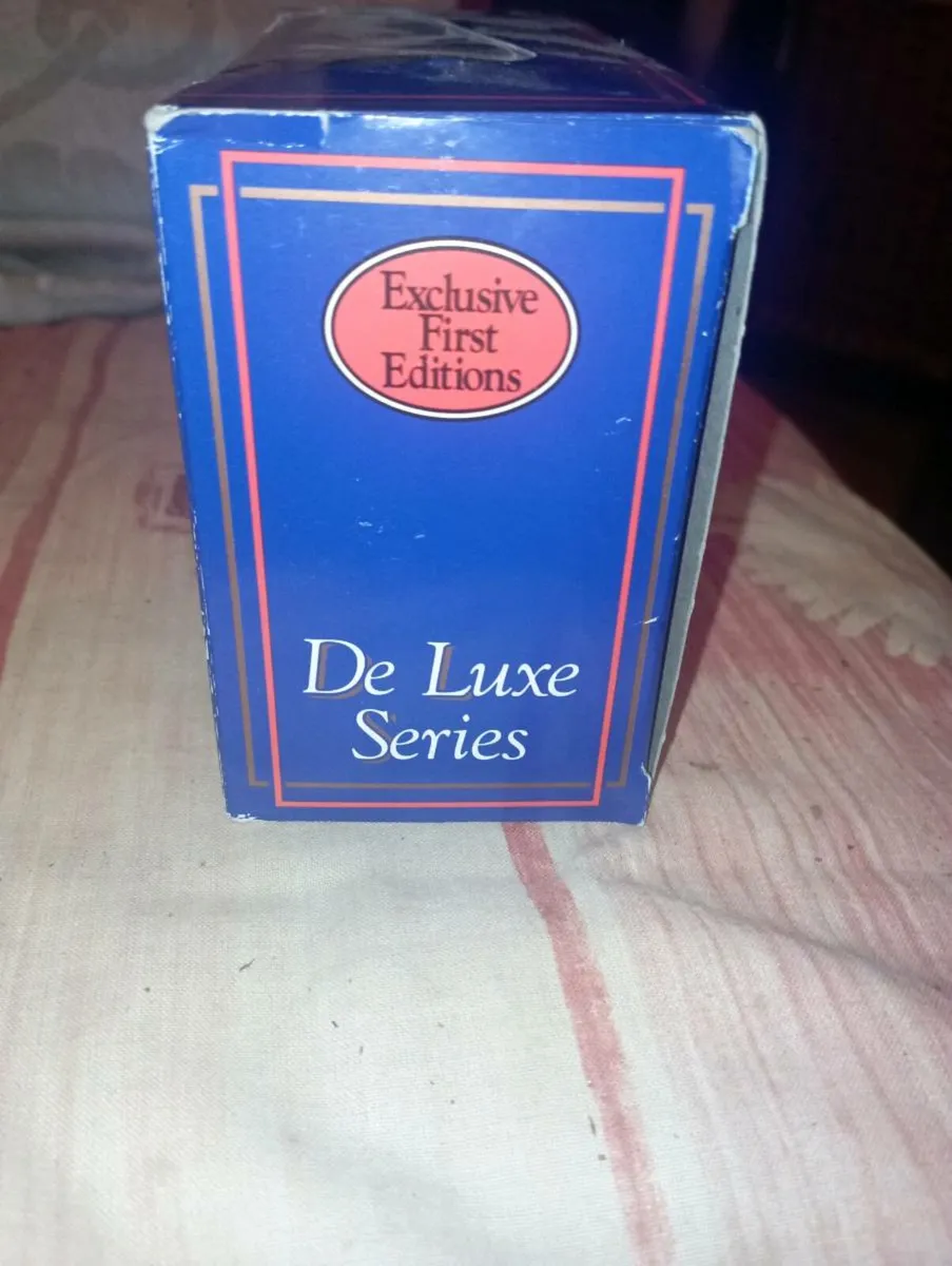 EXCLUSIVE FIRST EDITION DE LUXE SERIES  DIE-CAST. - Image 3