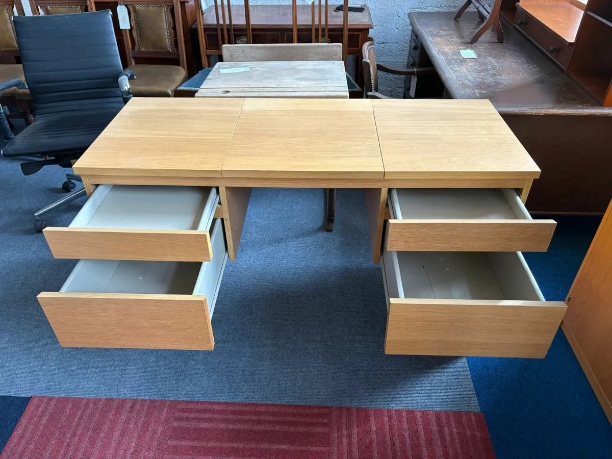 Preowned Desk/Vanity w1250mm - £60+VAT - Image 2