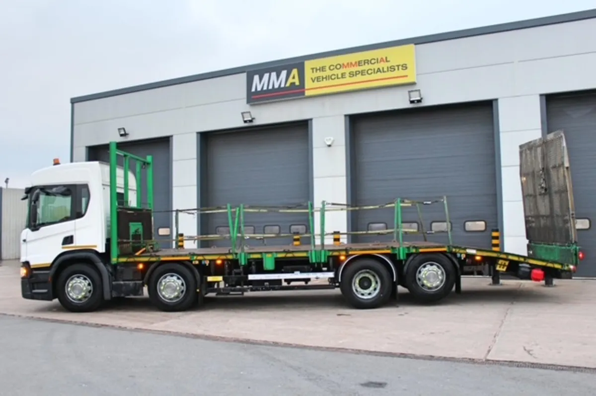 2019 SCANIA P410 8X2 BEAVER-TAIL - Image 4