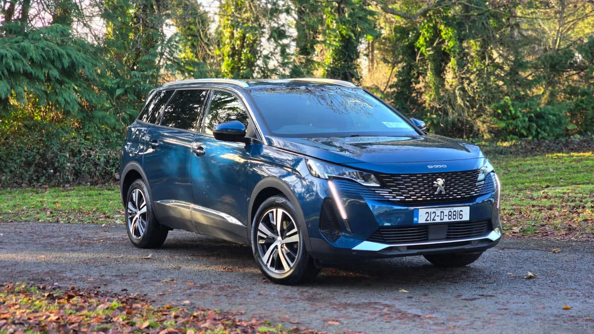 212 PEUGEOT 5008 1.5 HDI ALLURE FL - Image 3