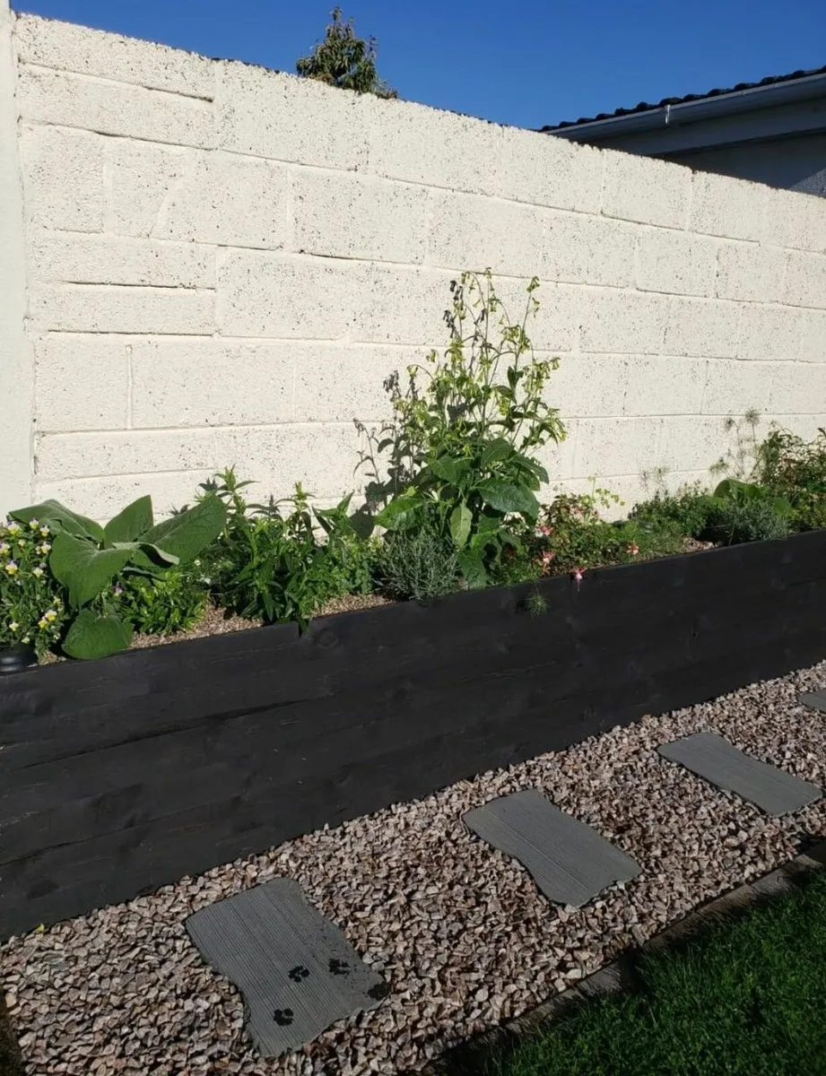 Long Outdoor Wooden Planter 3.5m - Image 2