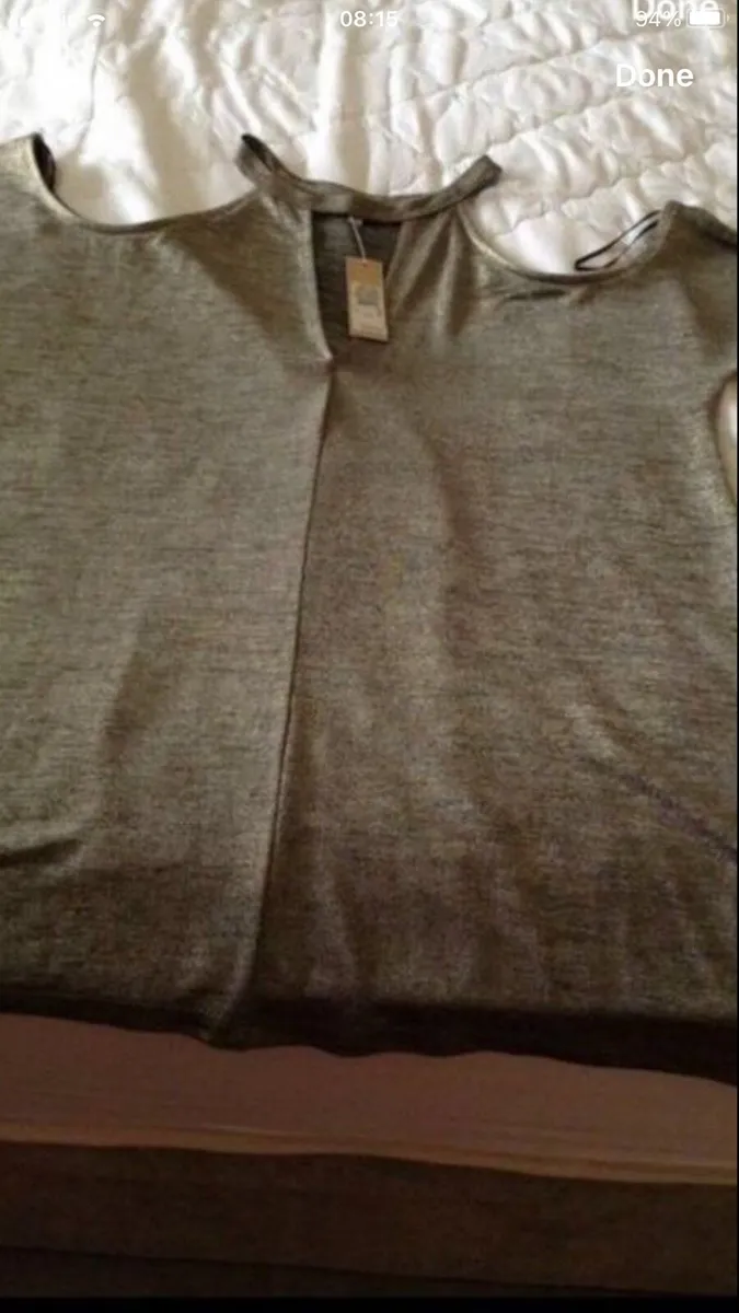 Ladies  BNWT top size 12 €10 - Image 2
