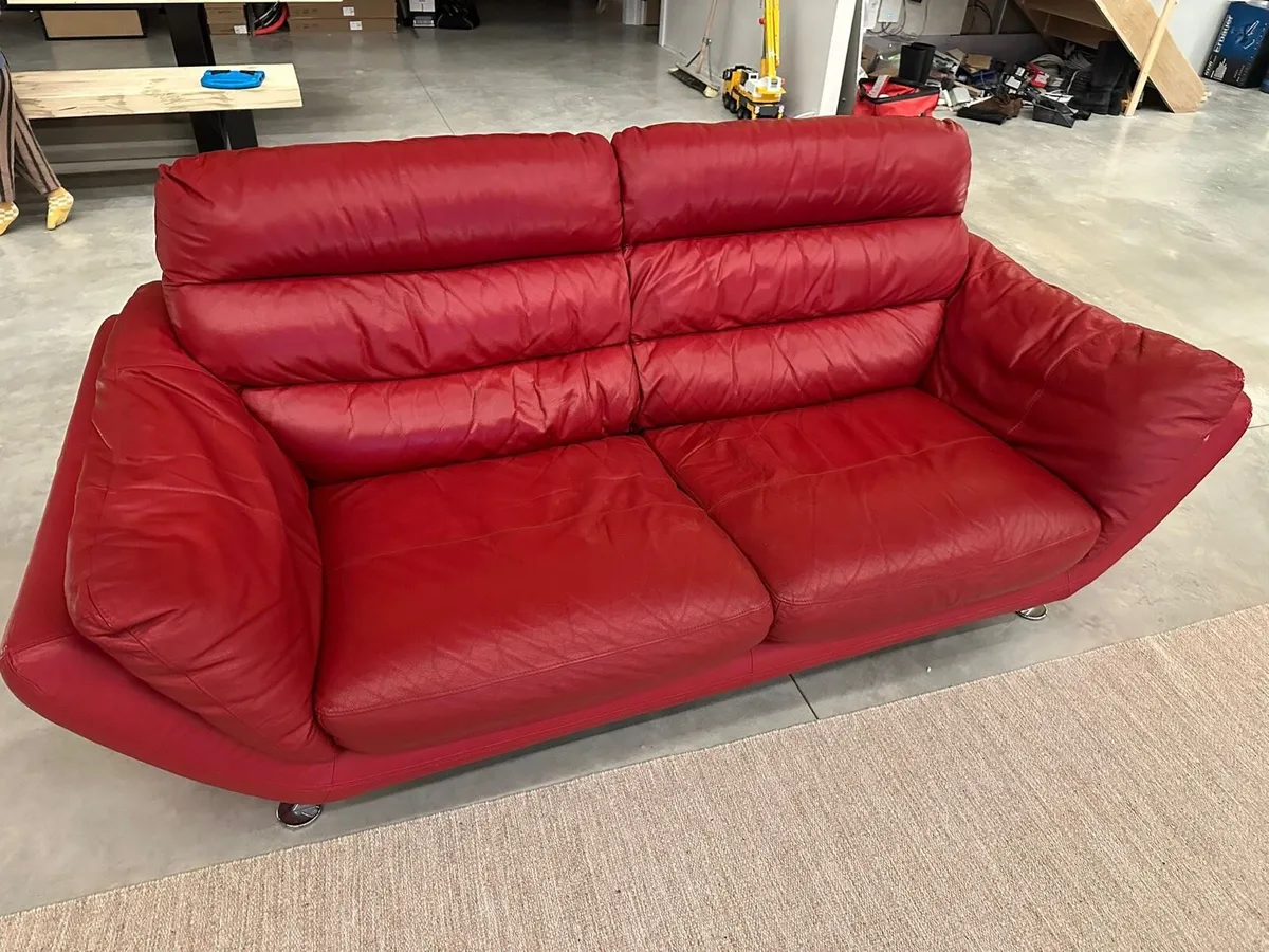 Leather couches x2 - Image 2