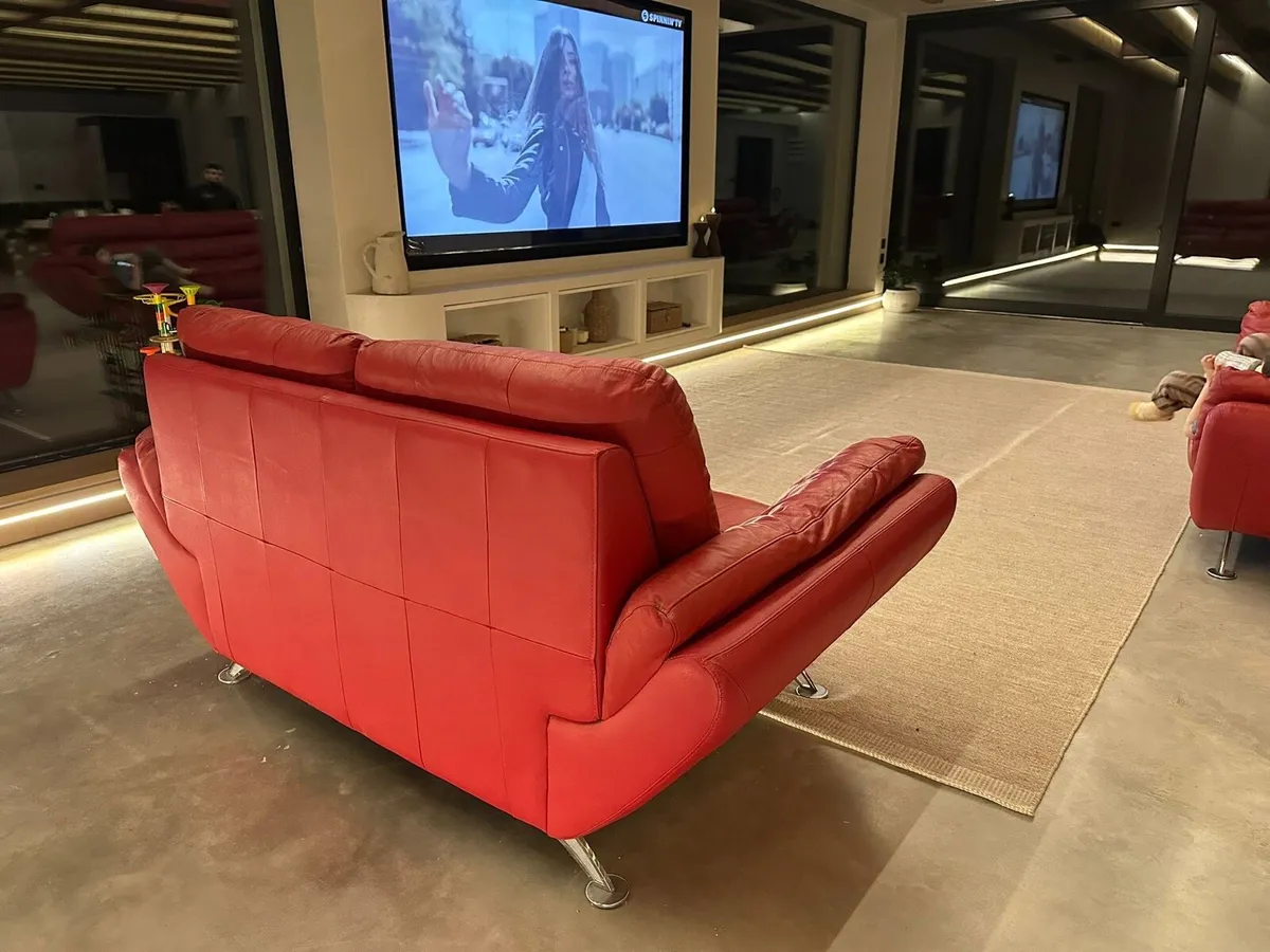 Leather couches x2 - Image 3