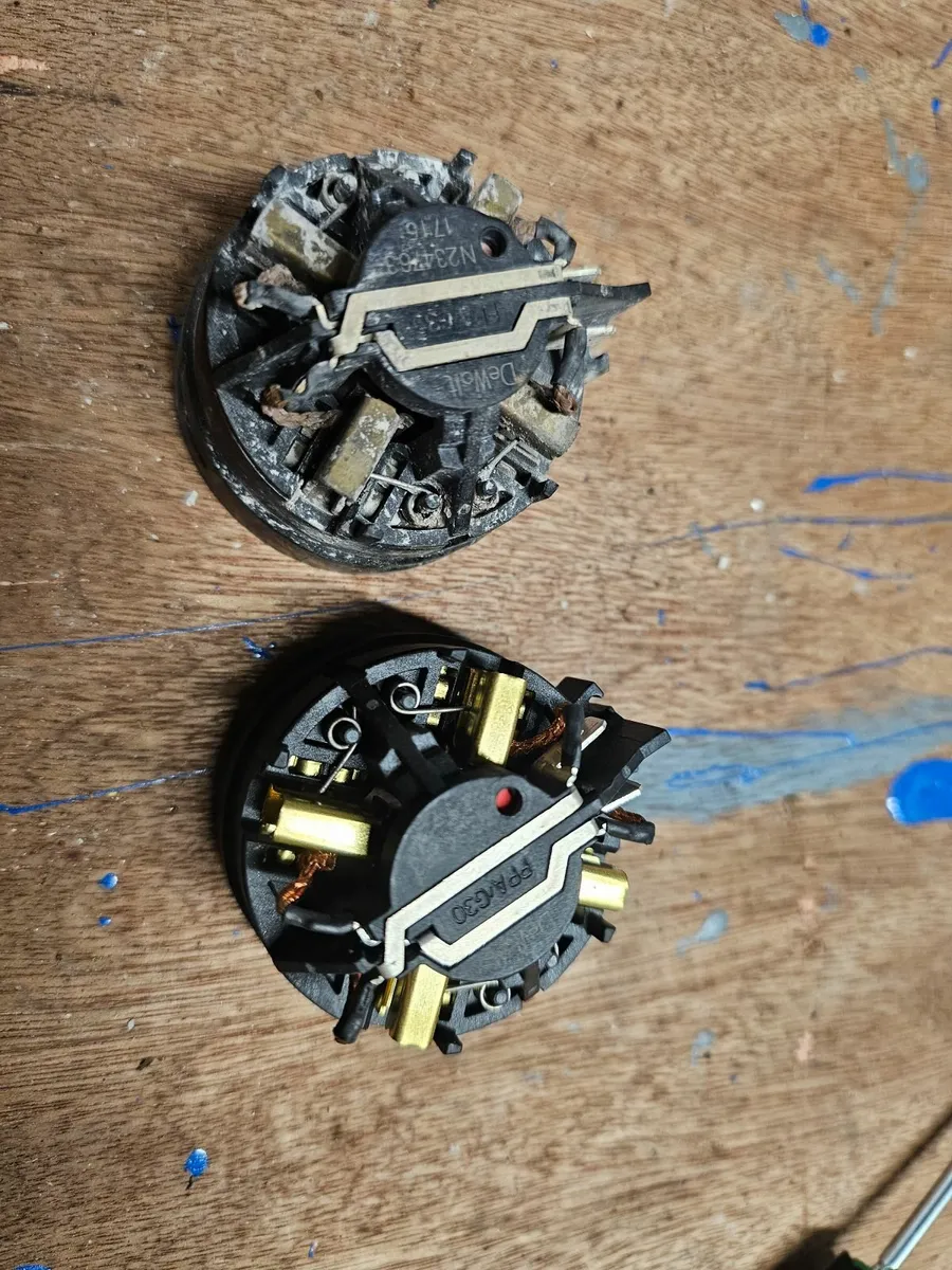 Dewalt 18v grinder €60 - Image 2