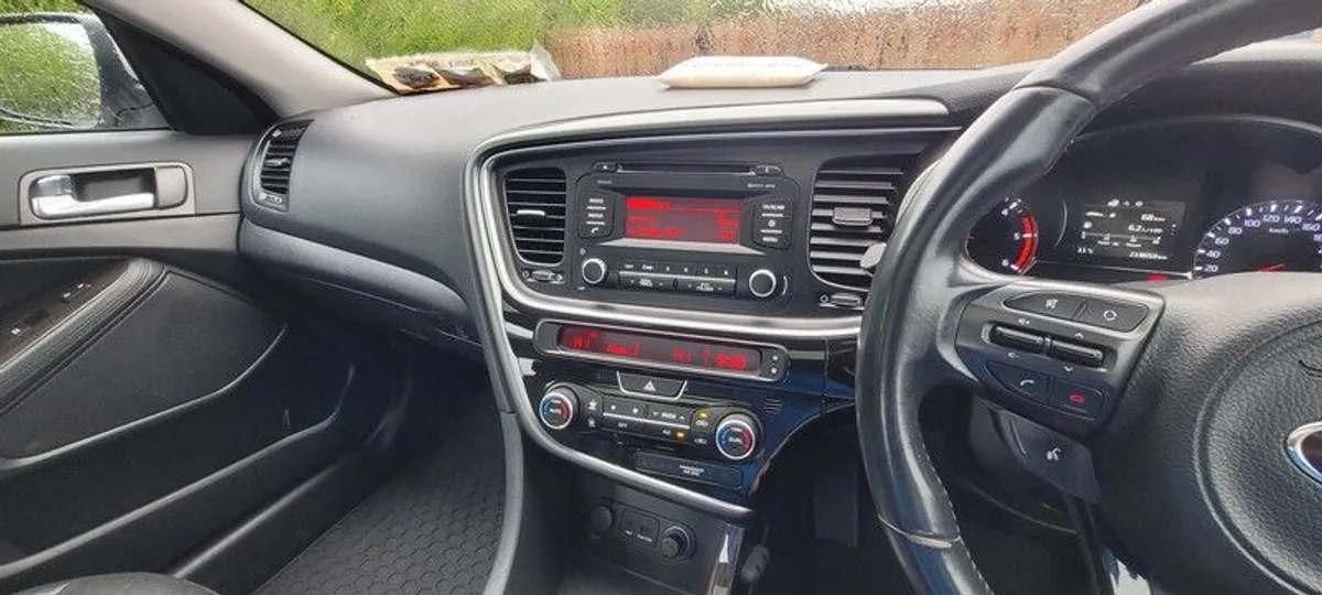 2015 Kia Optima - Image 1