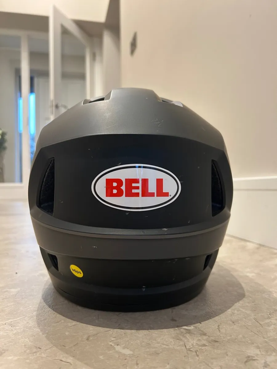 Mountain bike helmet - Image 3