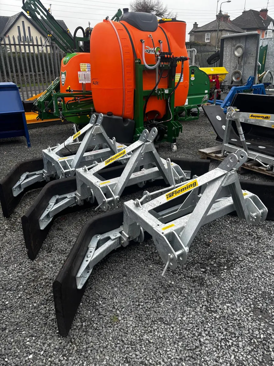 Fleming Yard Scrappers - Image 3