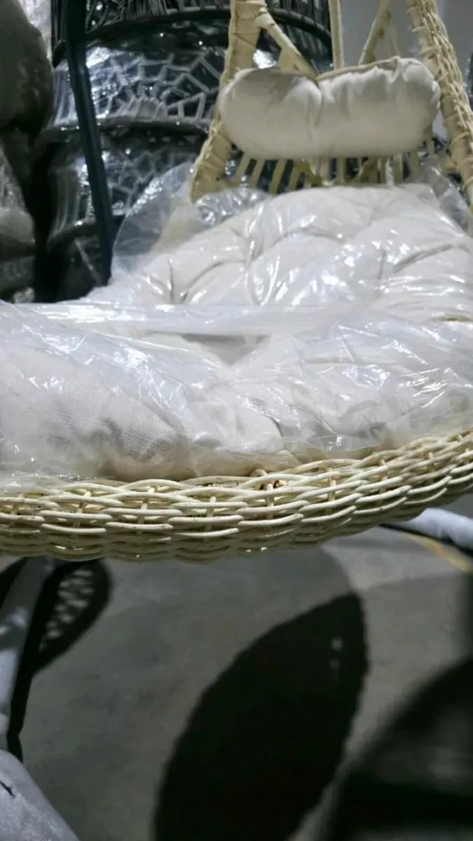 Rattan Garden swing chair moonchair brand new - Image 3