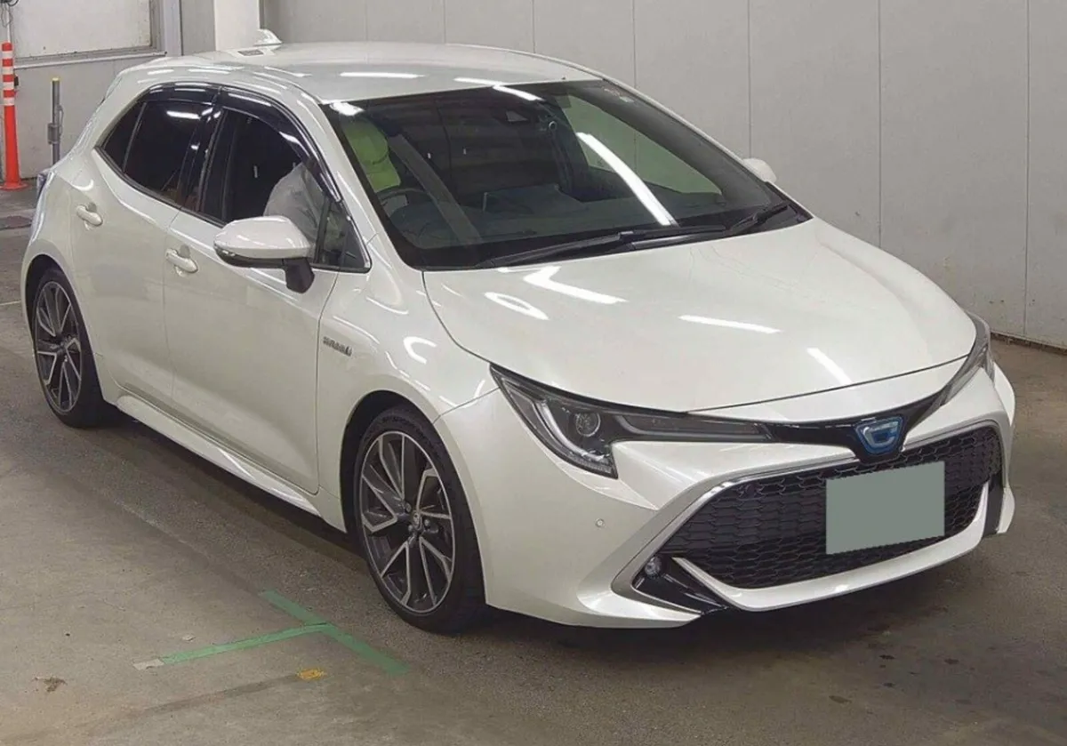 2018 Toyota Corolla Sport Hybrid Automatic - Image 1