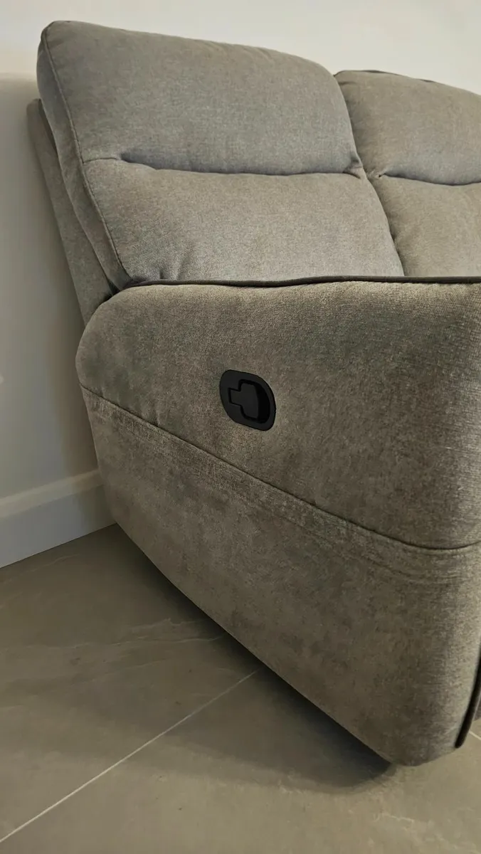 Sofa - Image 4