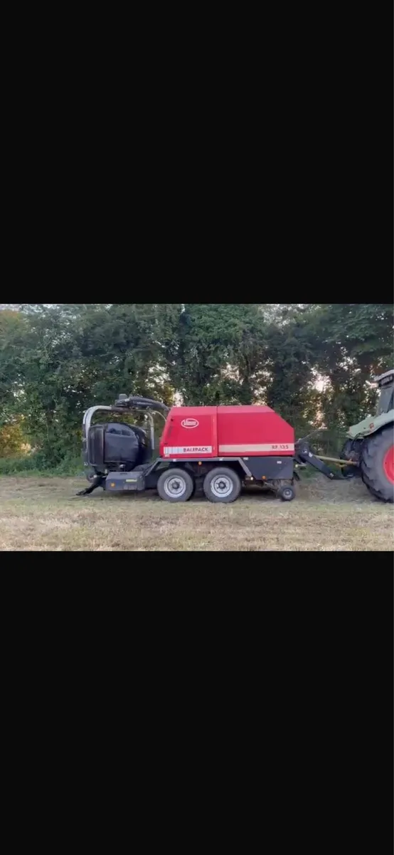 Vicon rf135 combi baler - Image 1