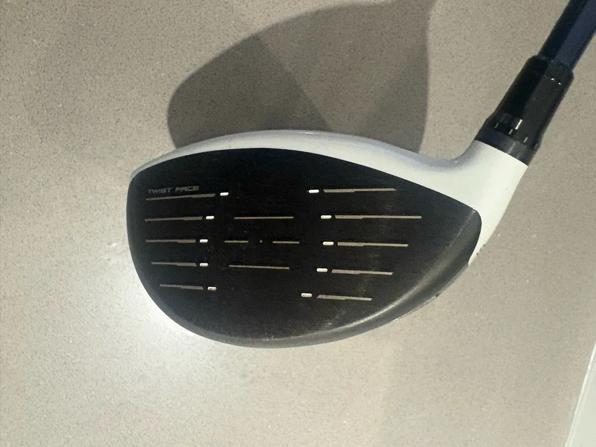 TAYLOR MADE SIM 2 MAX DRIVER - Image 3