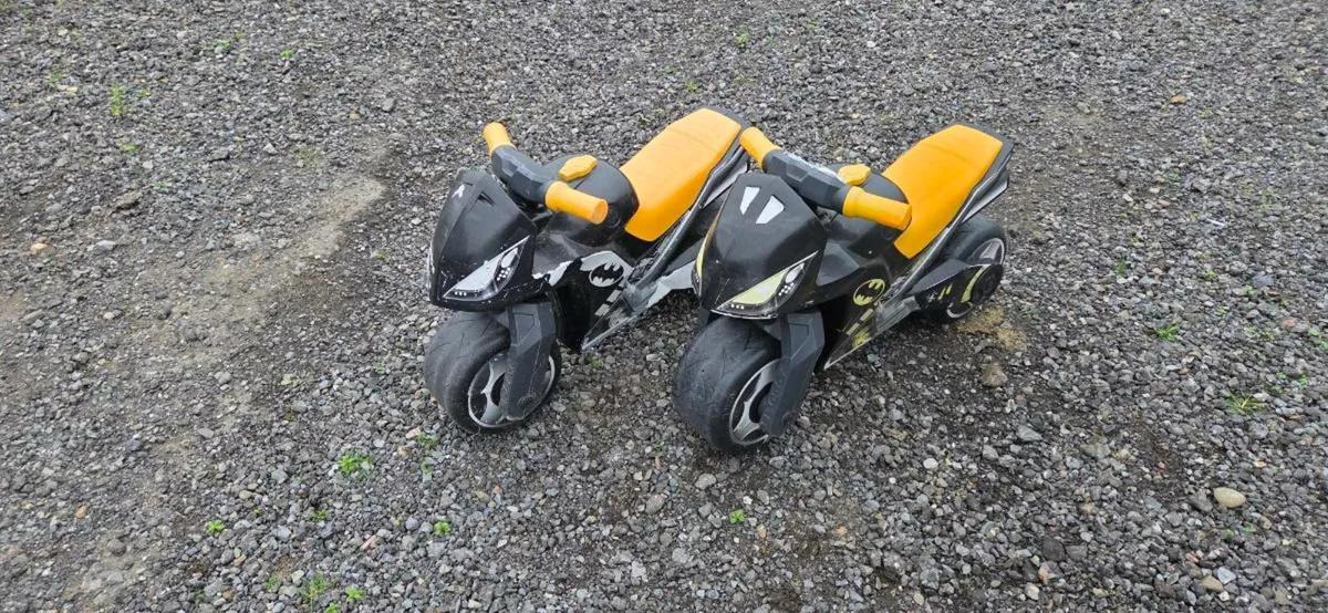 kids batman bike x2