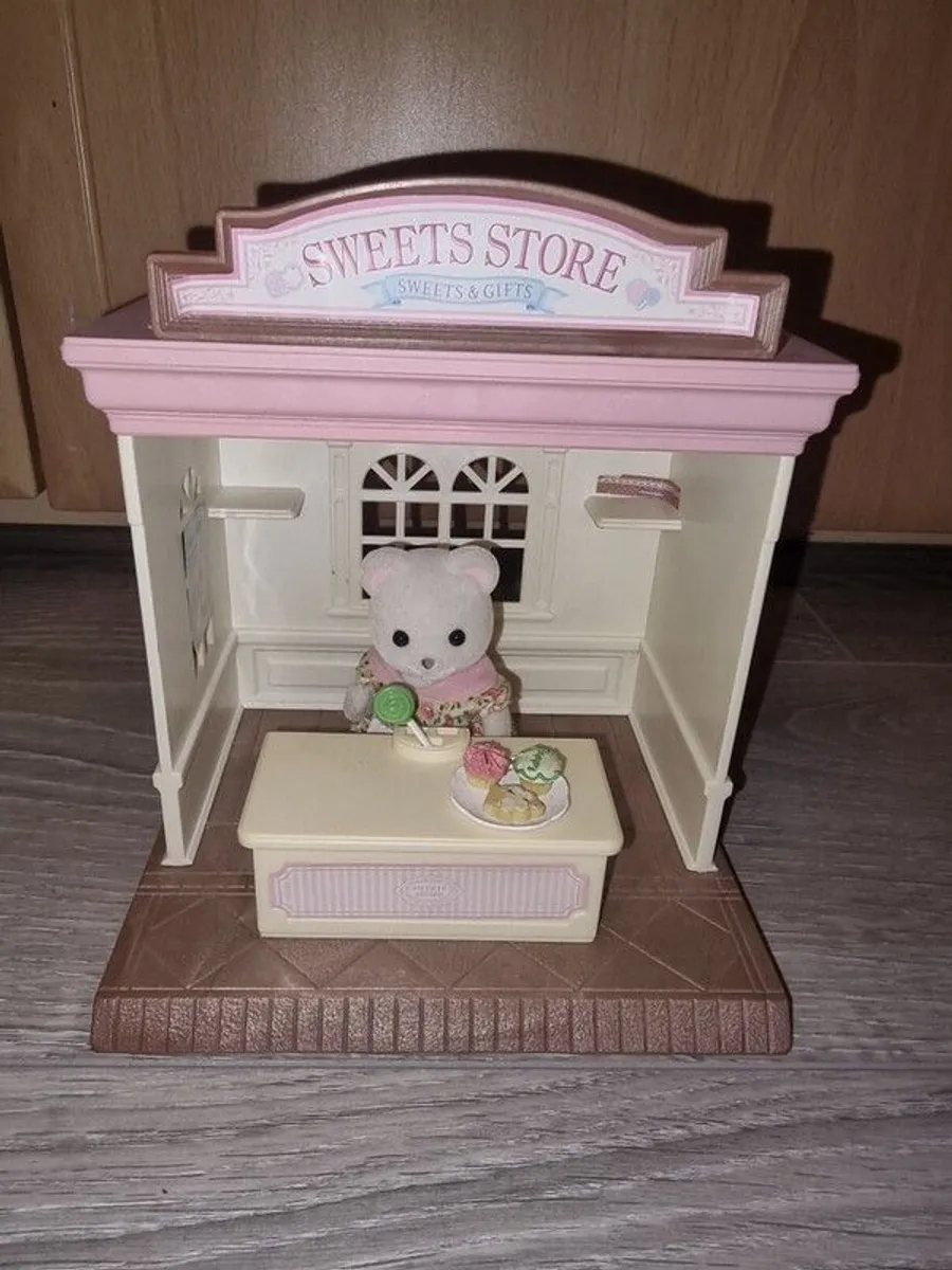 Sylvanian Families Sweet Store - Image 2