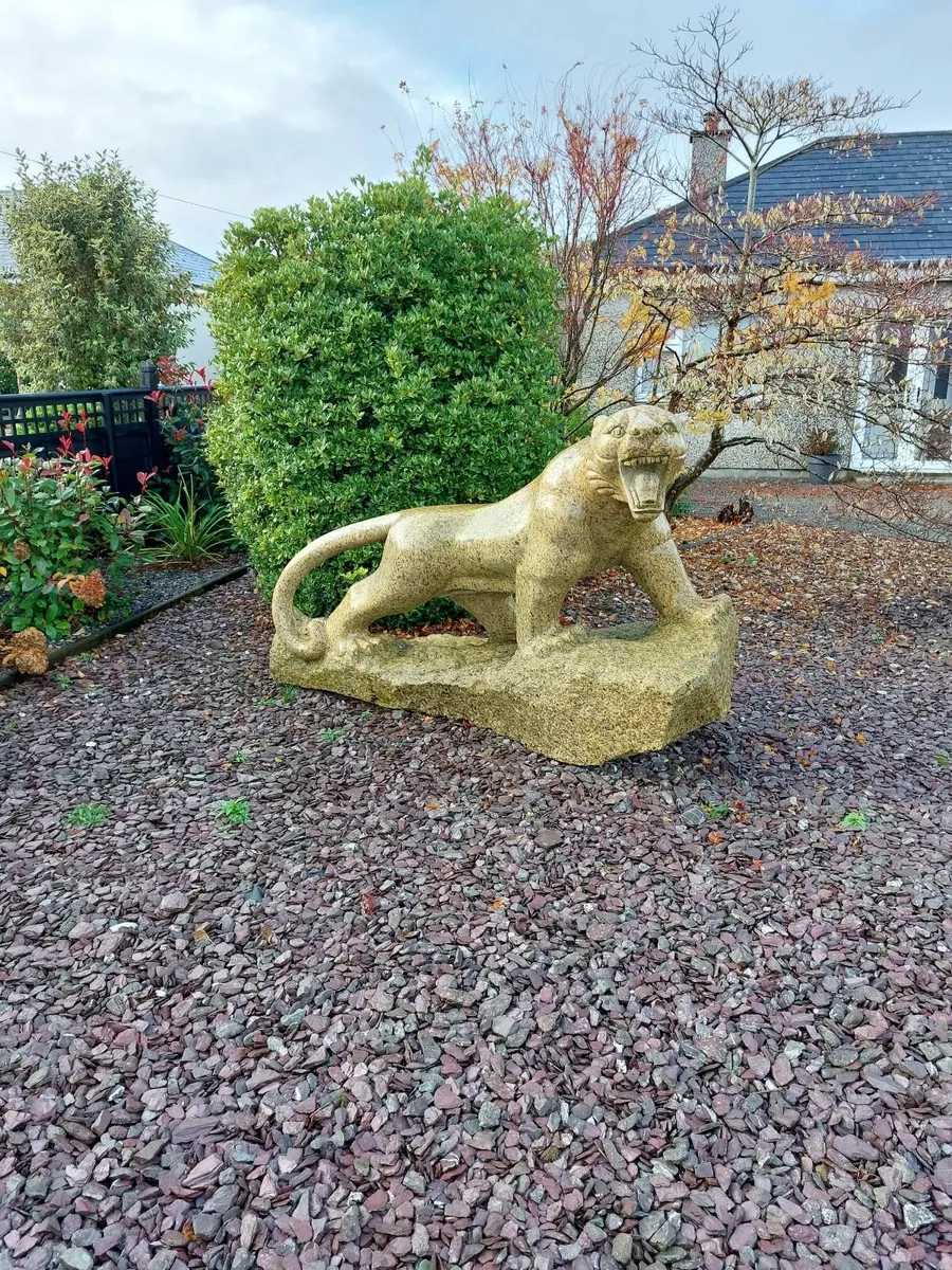 Granite tiger garden ornaments