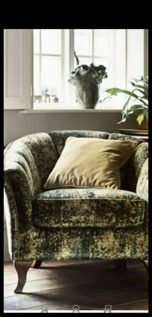 Brand New Alexander & James Armchair