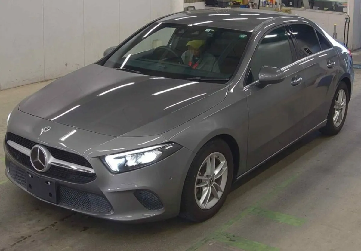 Mercedes A180 Style Saloon - Image 2