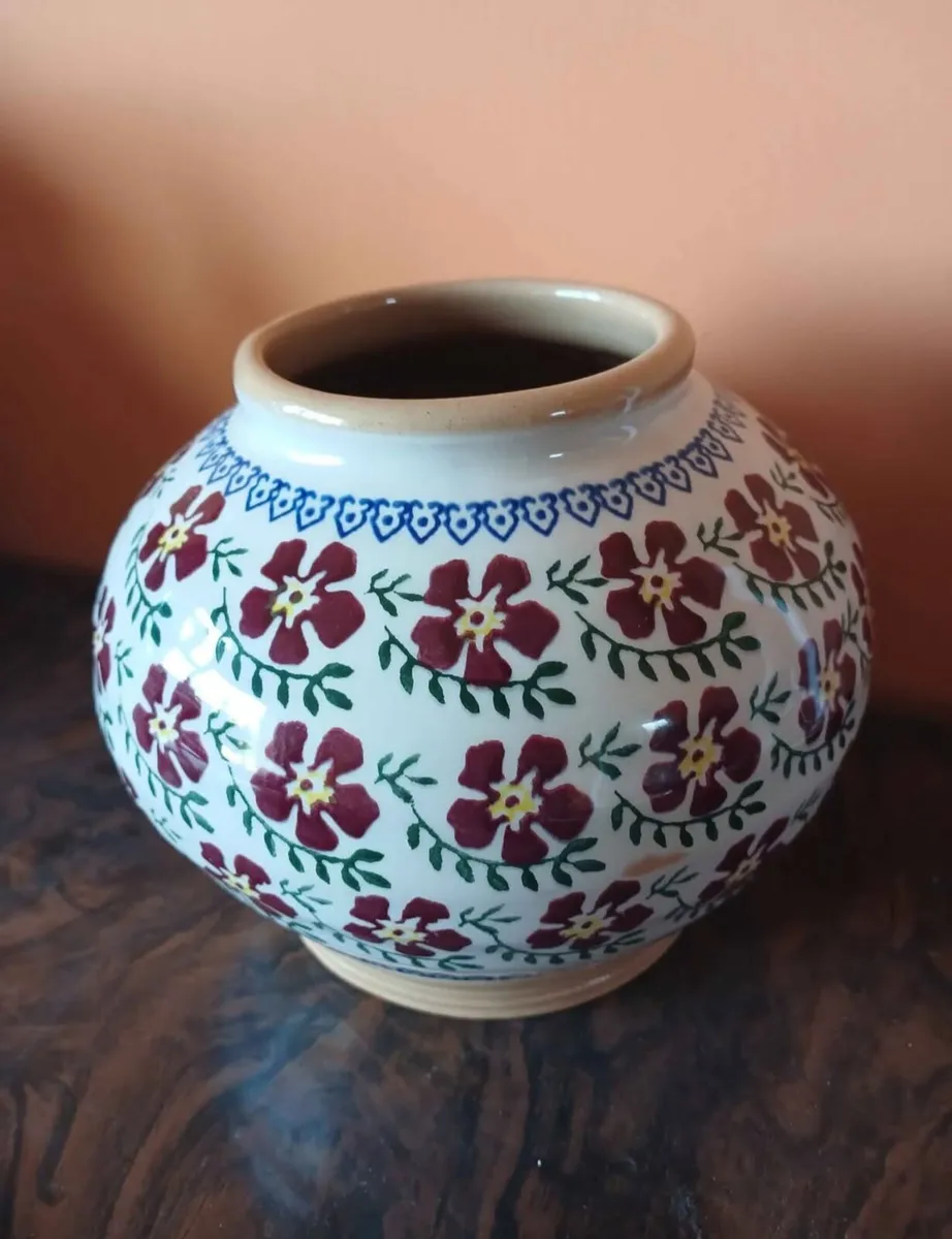 Nicholas Mosse Vase
